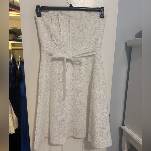 COPY - NWT 10 Lilly Pulitzer Sienna Dress Resort White Floral Lace - Picture 3 of 3